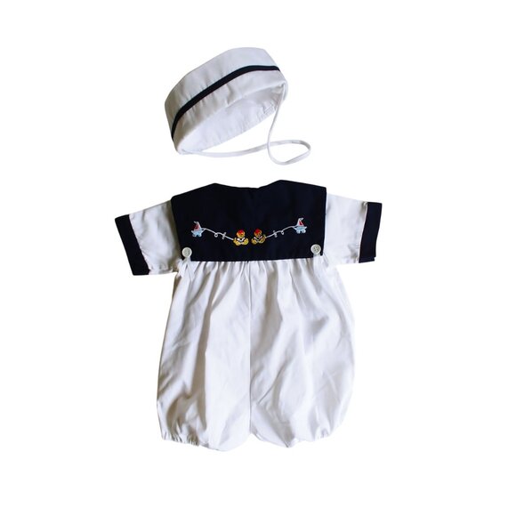 2 Piece Sailor-Style Nautical Romper and Matching Hat 6 Months. - Picture 10 of 10